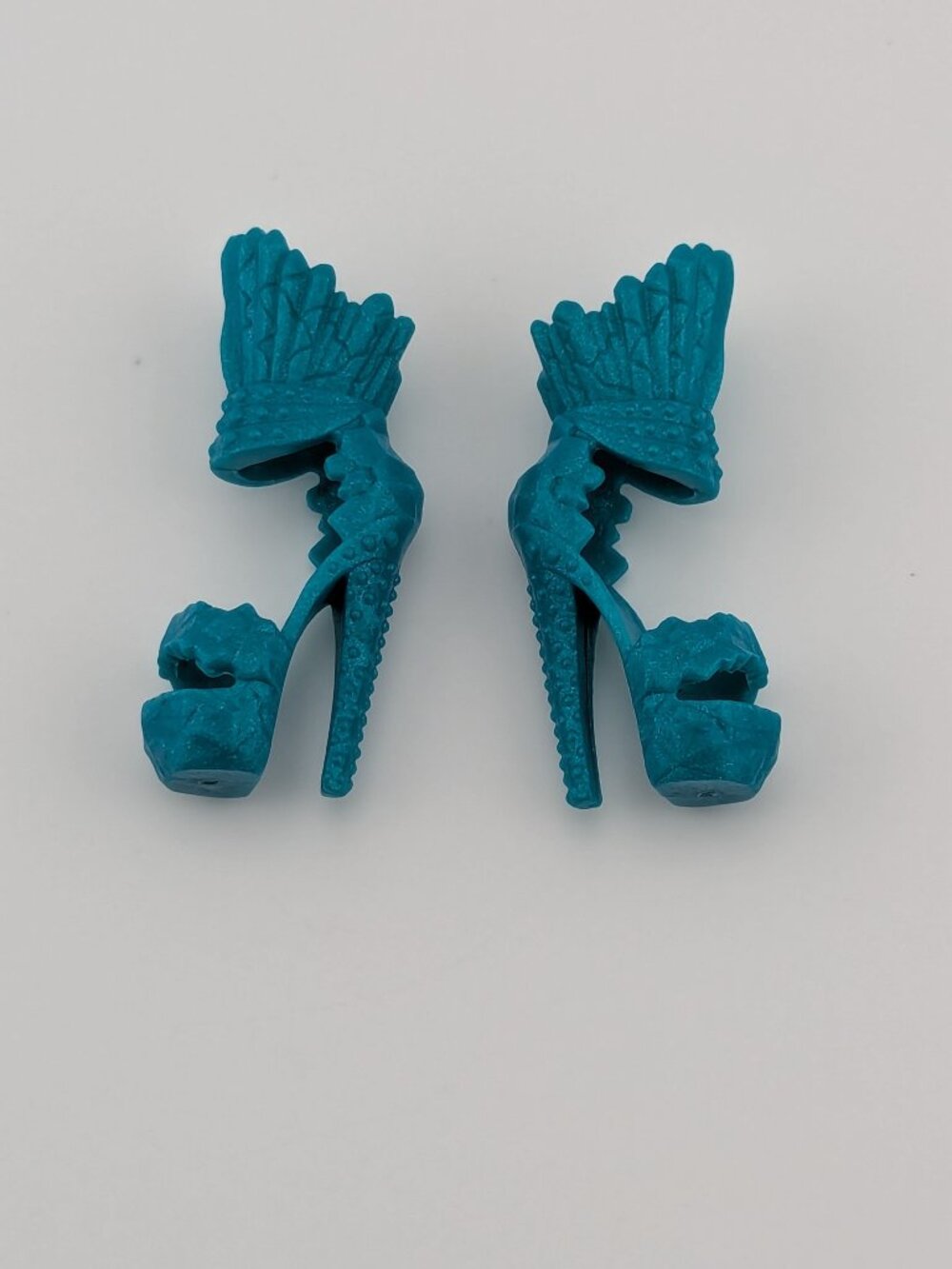 Monster High Catty Noir Boo York Blue Teal Platform Shoes